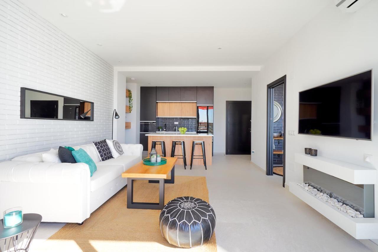 Suite Del Mar Luxury Apartment With Jacuzzi Torremolinos Exterior photo