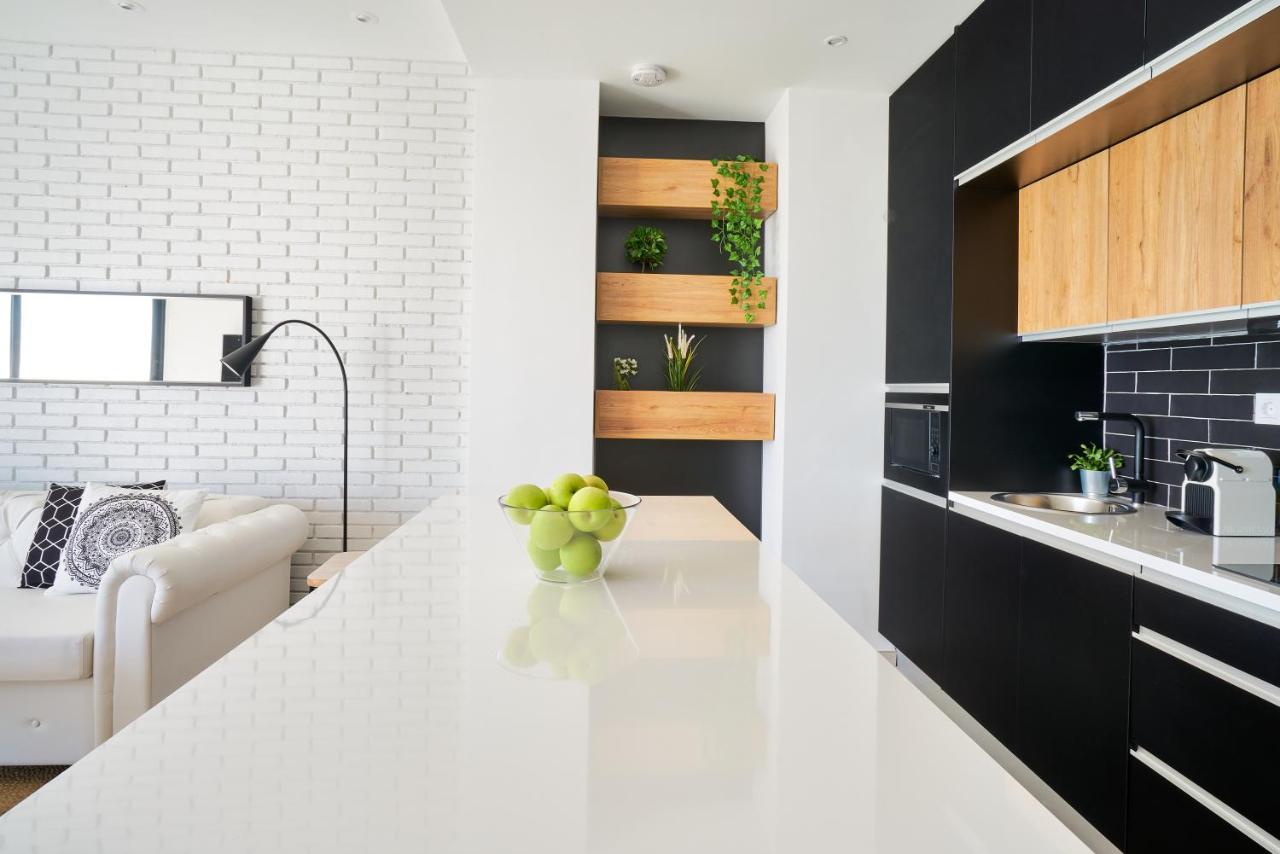 Suite Del Mar Luxury Apartment With Jacuzzi Torremolinos Exterior photo